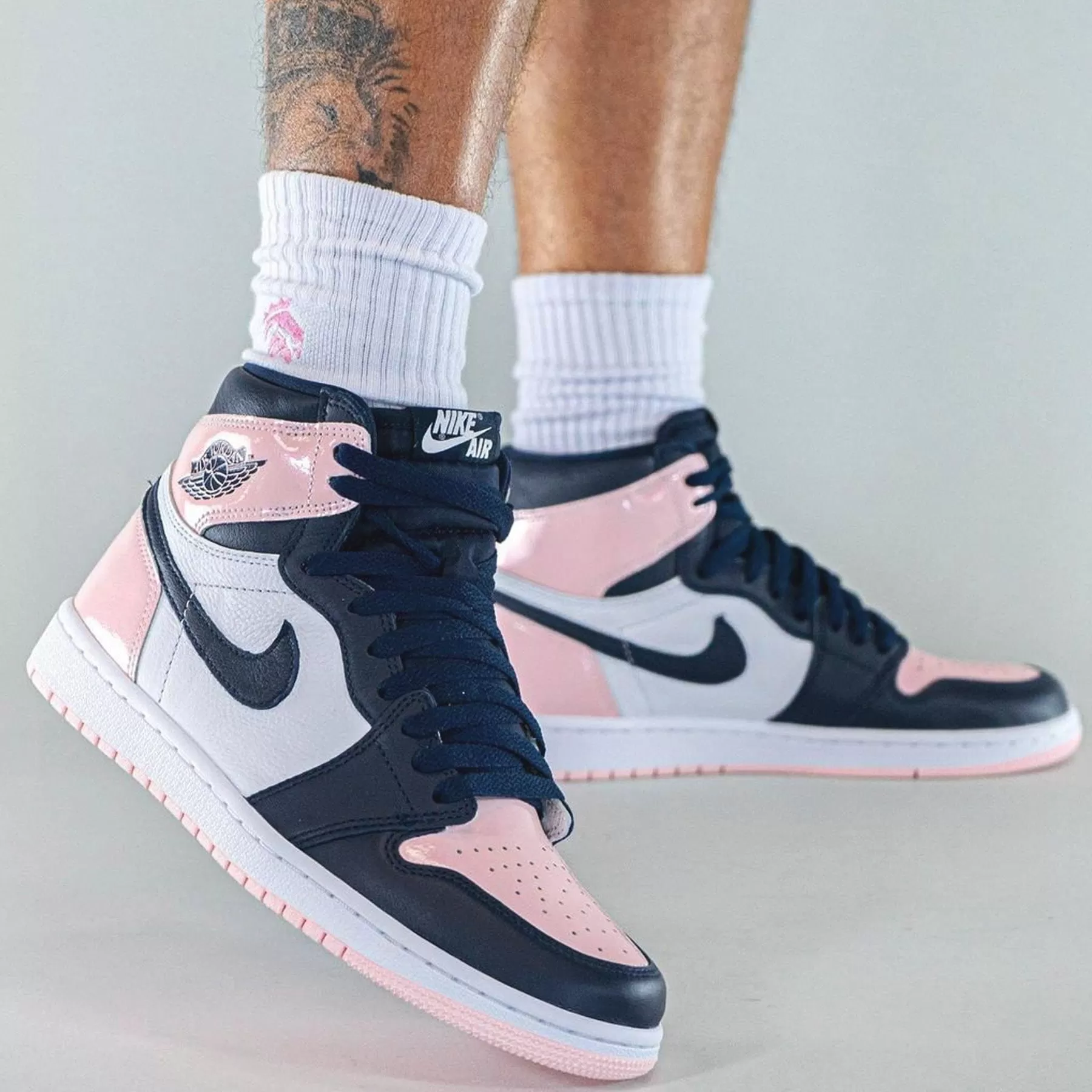 Air Jordan 1 Retro High Wmns OG SE 'Bubble Gum'