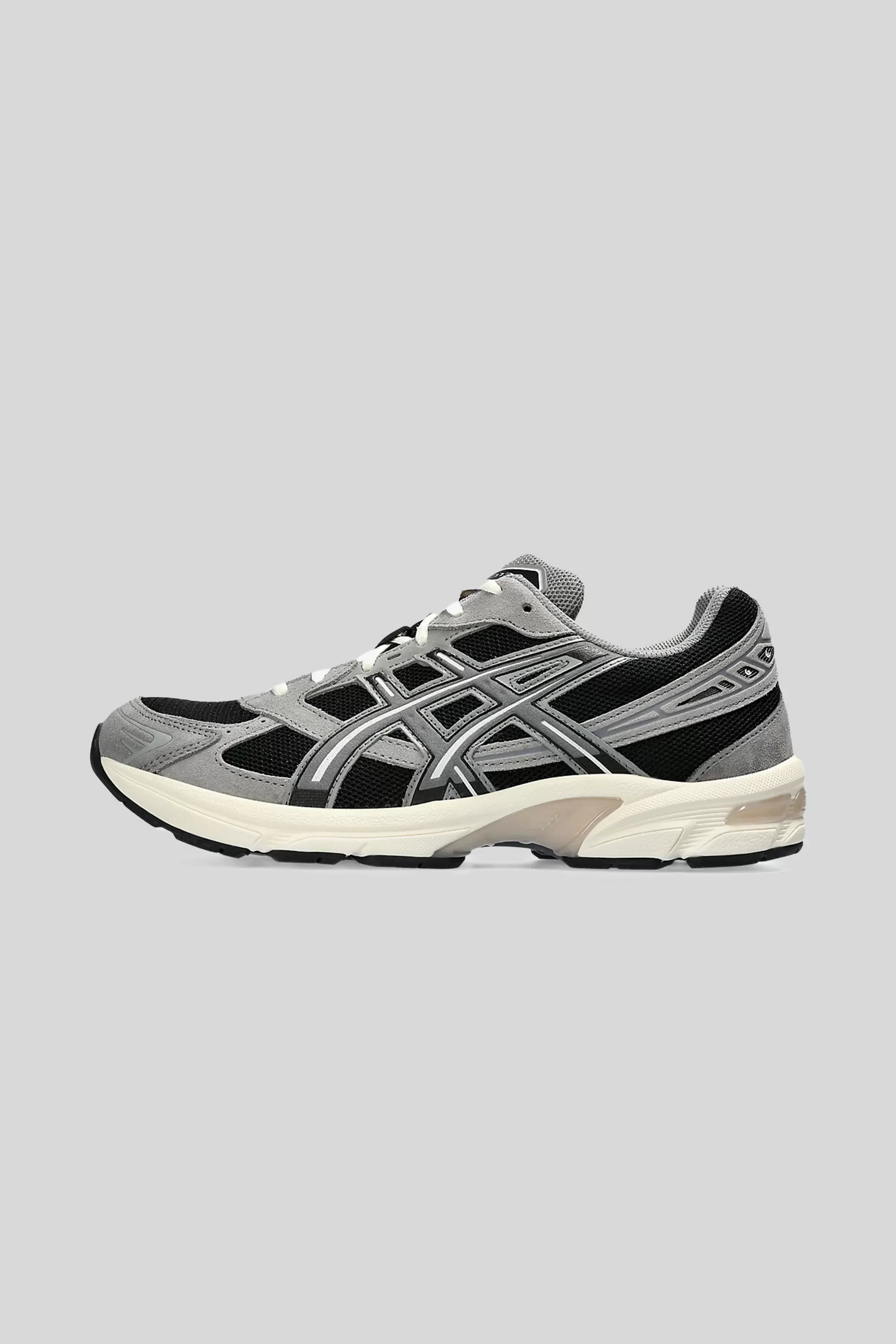 ASICS Men's Gel-1130 Sneaker in Black/Carbon