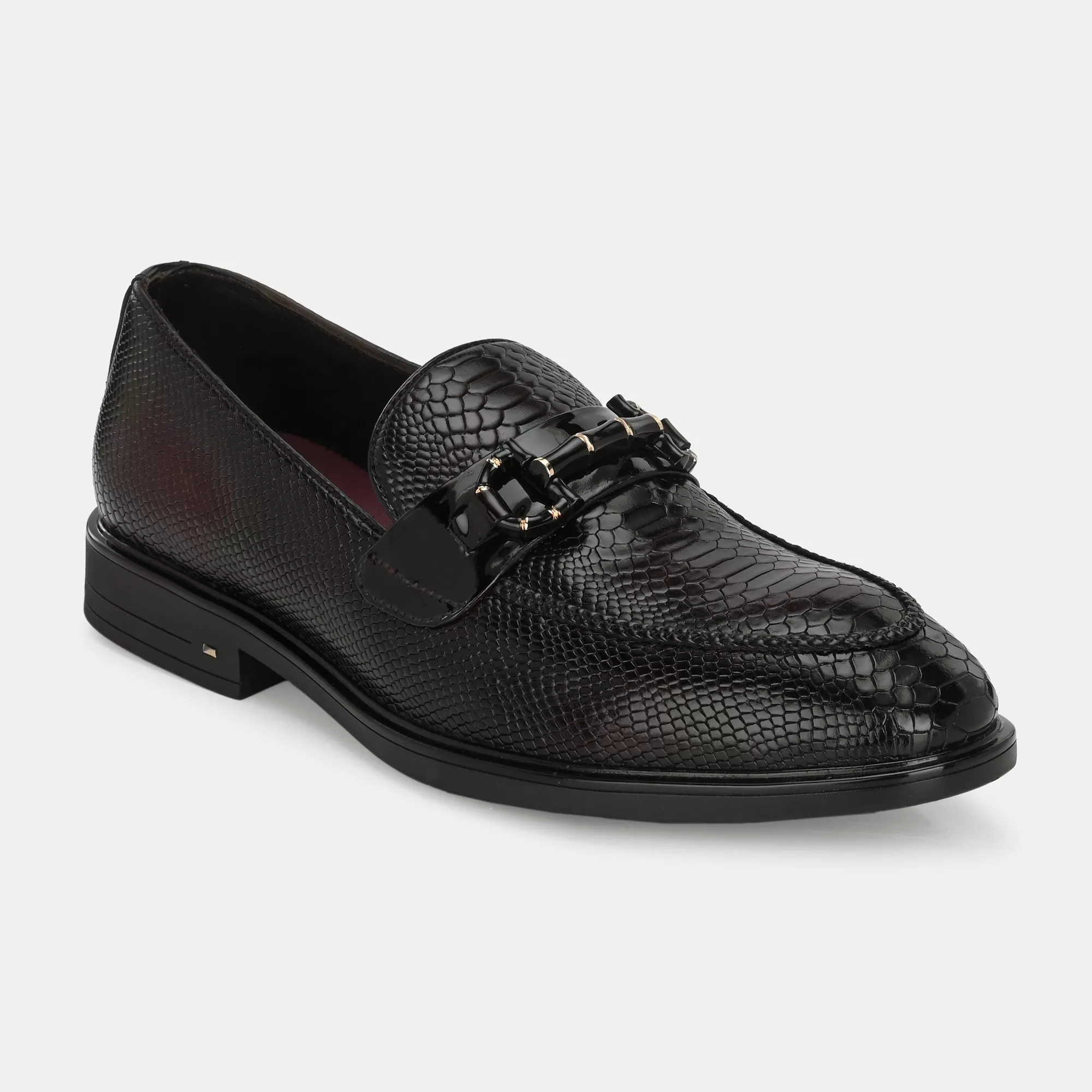 Cherry Textured Buckled Loafers by Lafattio