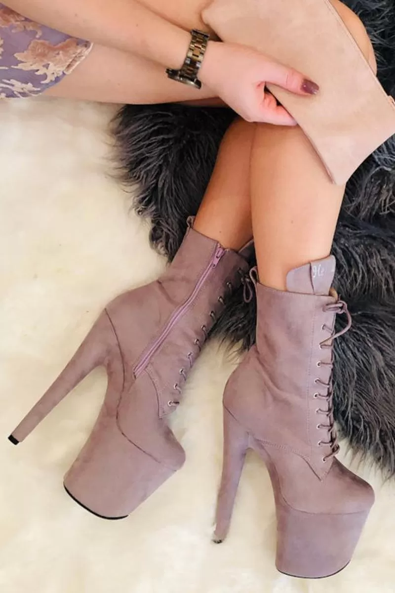 Hella Heels BabyDoll 8inch Boots - Lilac Mink