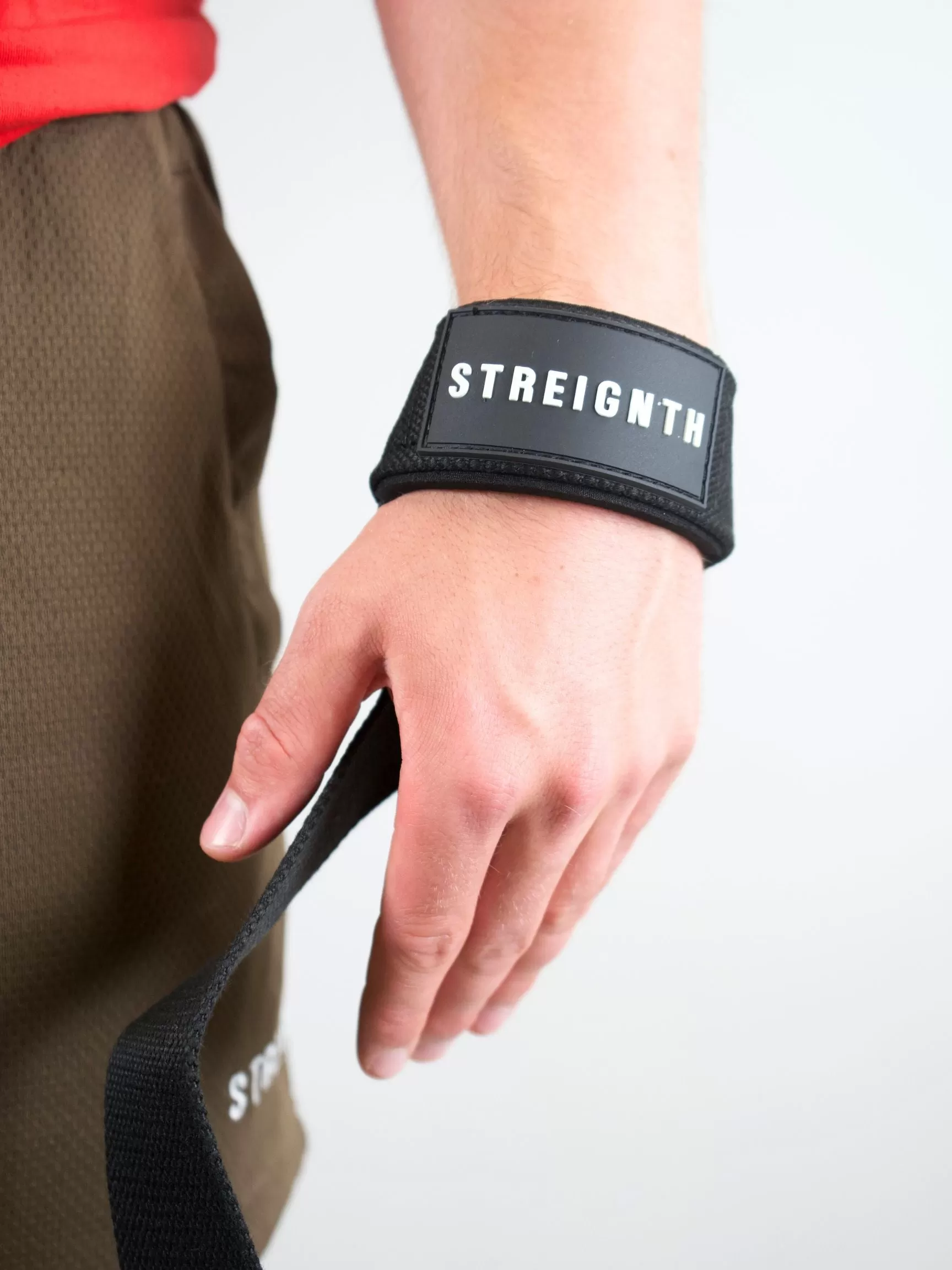 LIFTING STRAPS - "STREIGNTH" BLACK