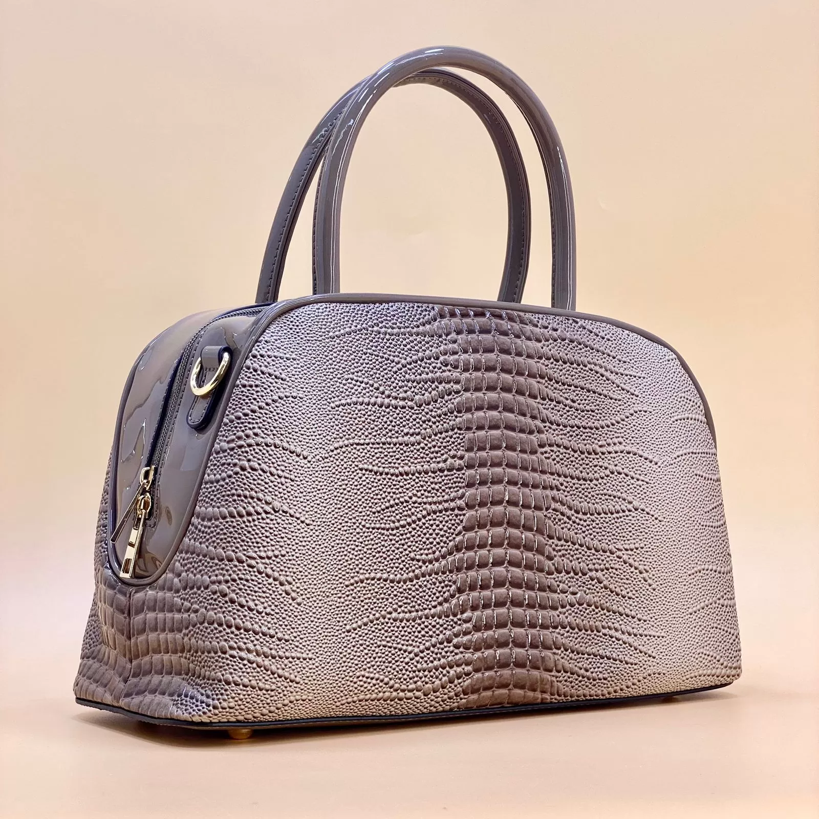 NEW 2023 ,  WOMEN HANDBAGS B421